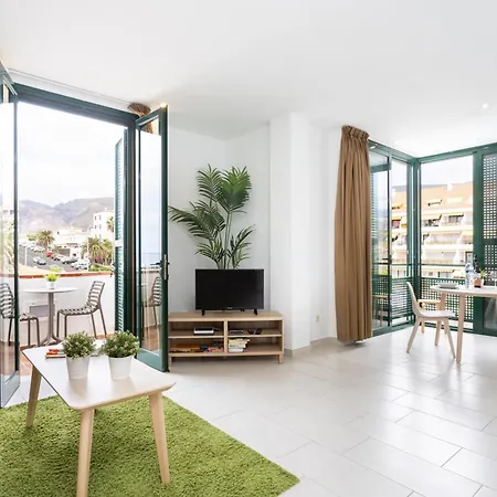 Semesterbostad Newly Renovated Taucho -