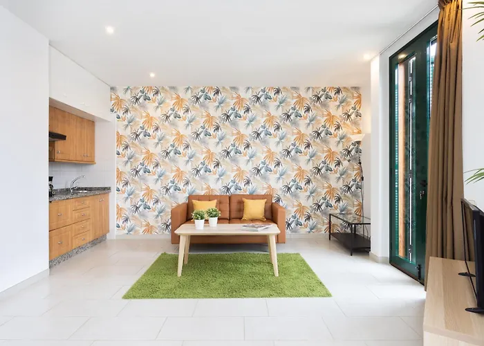 Newly Renovated Taucho - *