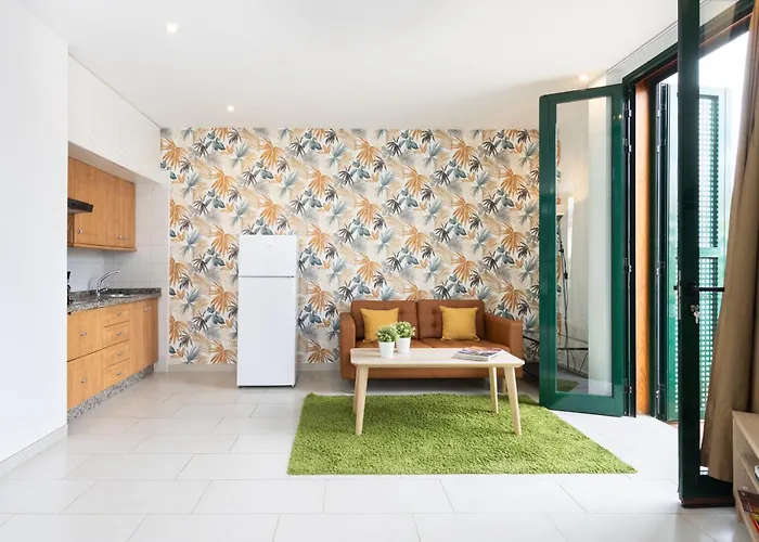 Newly Renovated Taucho -