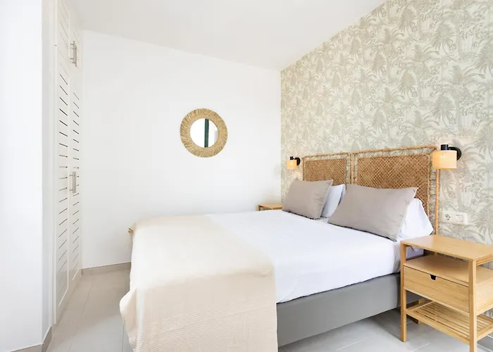 Newly Renovated Taucho - بويرتو دي سانتياغو