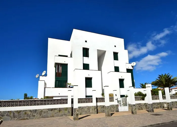 Newly Renovated Taucho - بيت للعطل *